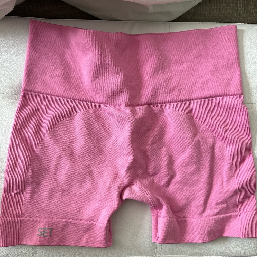 SET active pink biker shorts